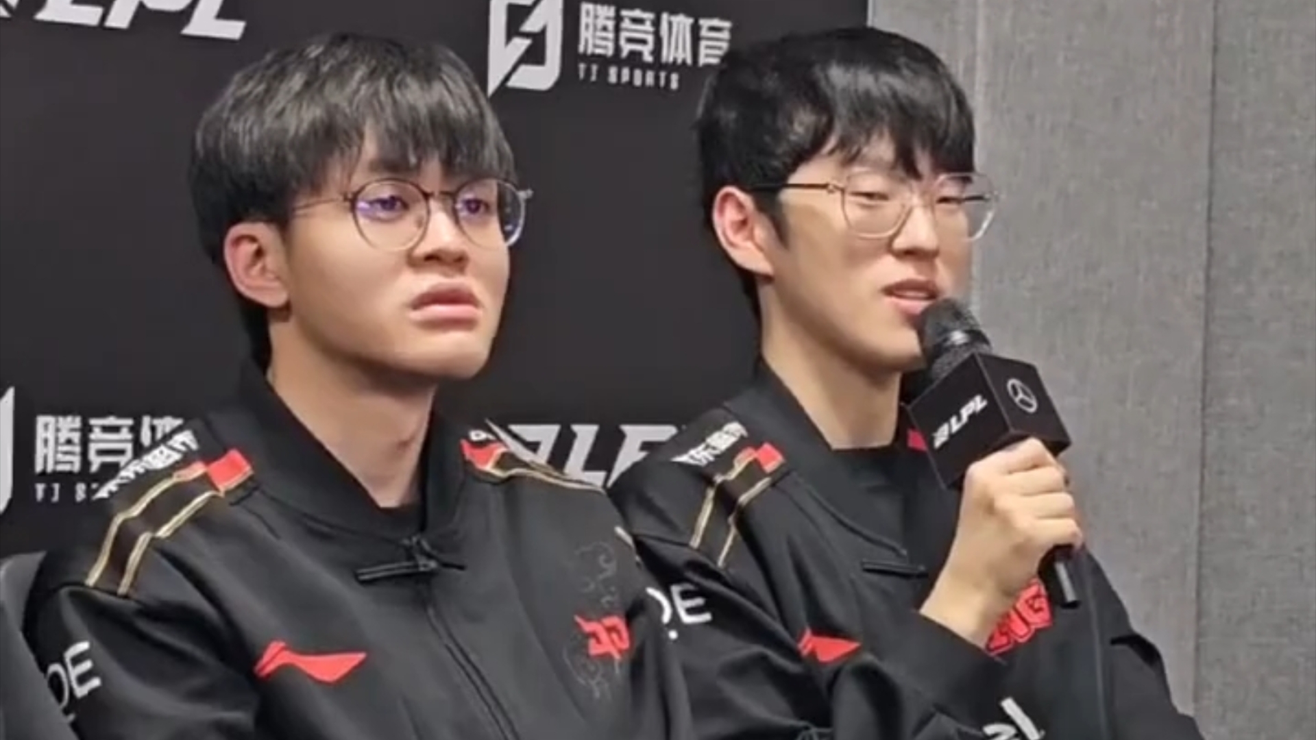 Scout在IG比赛中反败为胜，表现优异引发热议！
